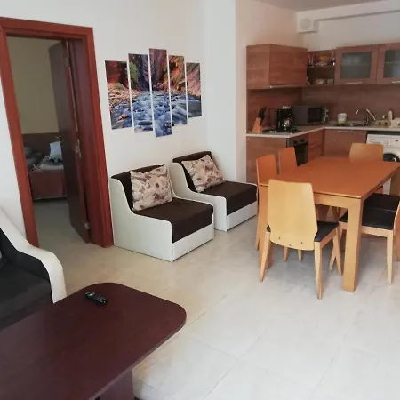 شقة Yves 2 Bed At Sun Village Sunny Not Far Away From The Sea *