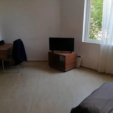 شقة Yves 2 Bed At Sun Village Sunny Not Far Away From The Sea