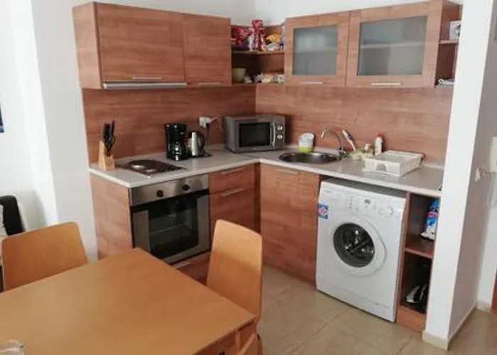 Yves 2 Bed At Sun Village Sunny Not Far Away From The Sea