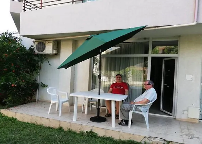 Yves 2 Bed At Sun Village Sunny Not Far Away From The Sea