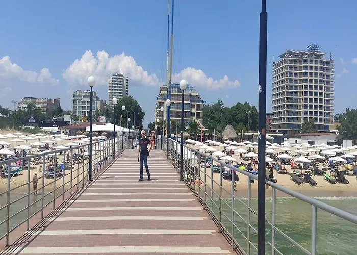 Yves 2 Bed At Sun Village Sunny Not Far Away From The Sea *