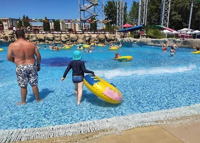 Yves 2 Bed At Sun Village Sunny Not Far Away From The Sea *